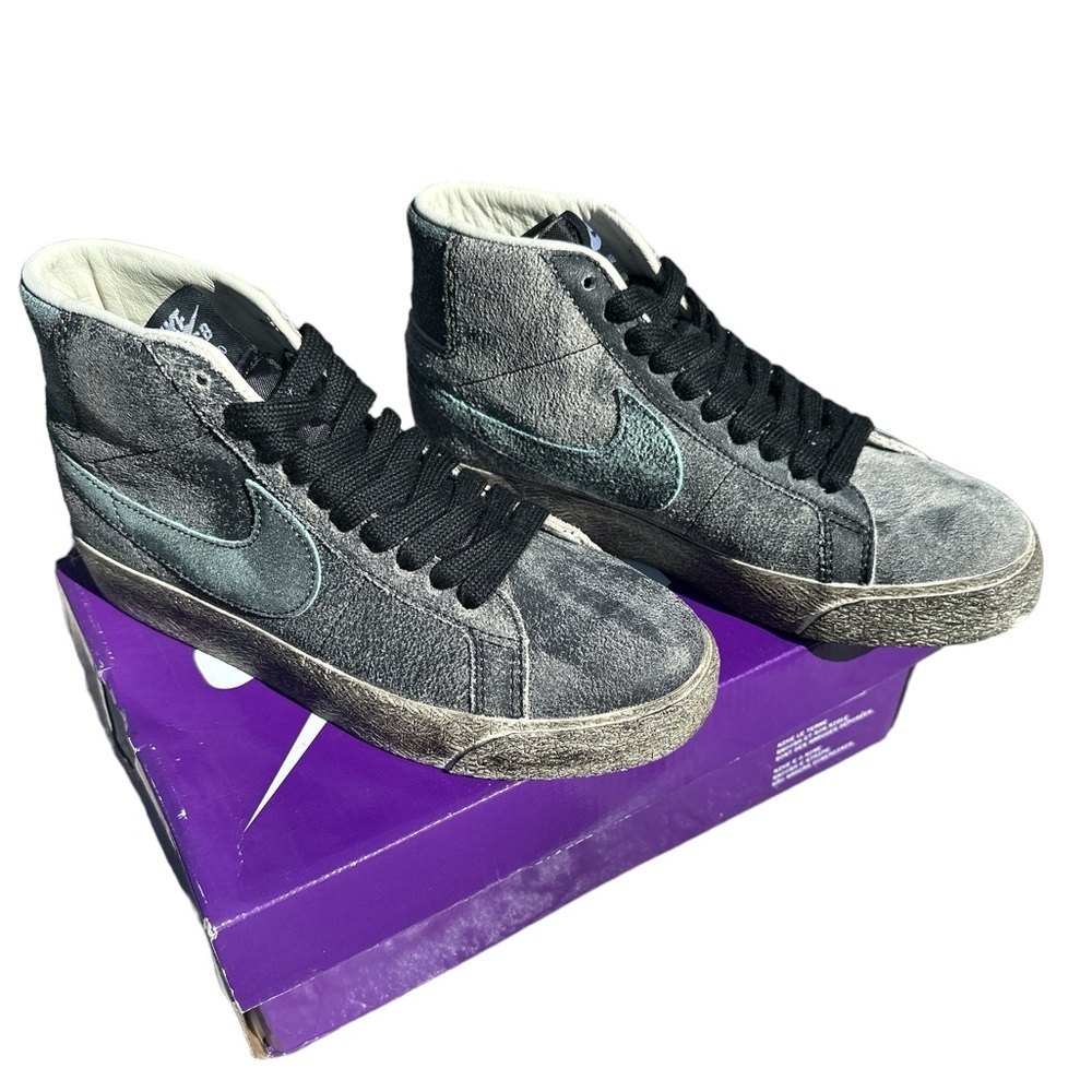 NIB Nike SB Zoom Blazer Mid PRM​